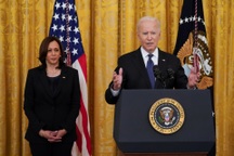 25 ngày "sóng gió" trước khi ông Biden rút khỏi cuộc đua tổng thống