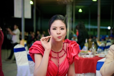 Hoa hậu Ngọc Hân rạng rỡ dự sự kiện