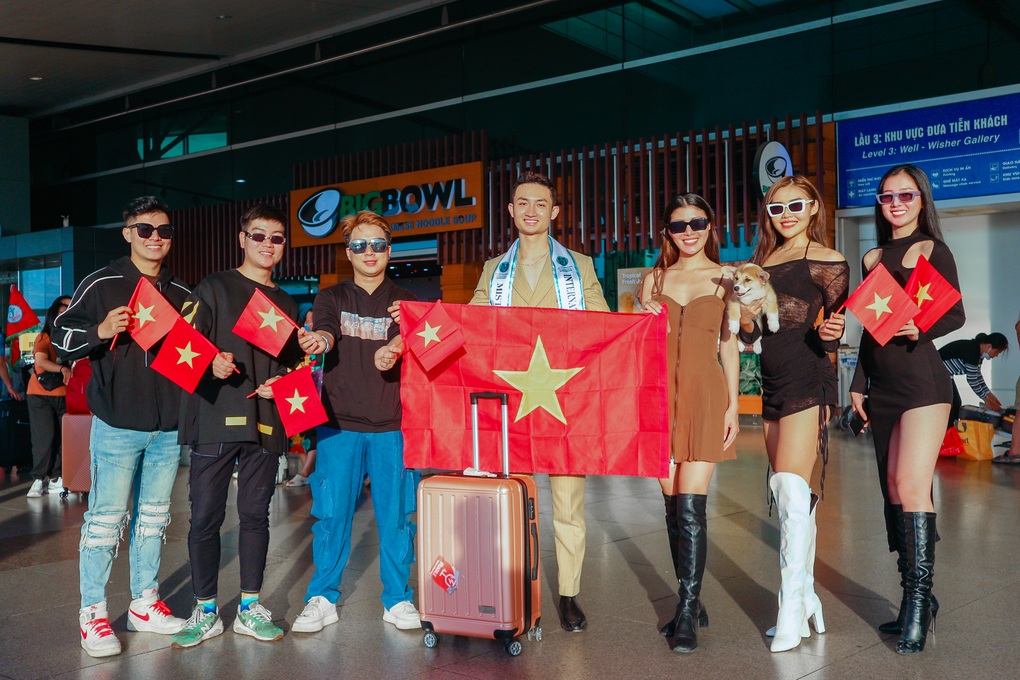 Hoàng Việt An dự thi Nam vương Hữu nghị Quốc tế 2022 - 2 Hoàng Việt An dự thi Nam vương Hữu nghị Quốc tế 2022 - 2
