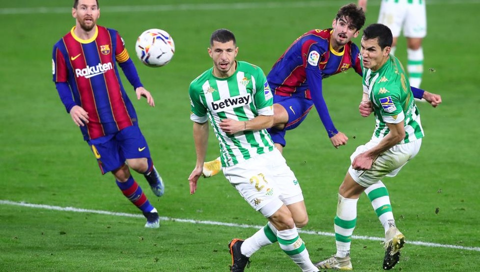 Messi lập công, Barcelona chiếm vị trí thứ hai của Real Madrid - 4 Messi lập công, Barcelona chiếm vị trí thứ hai của Real Madrid - 4