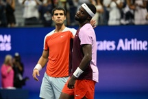 Carlos Alcaraz nhận thất bại trong ngày tái xuất