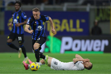 Inter Milan hòa thất vọng Napoli sau khi bị loại ở Champions League