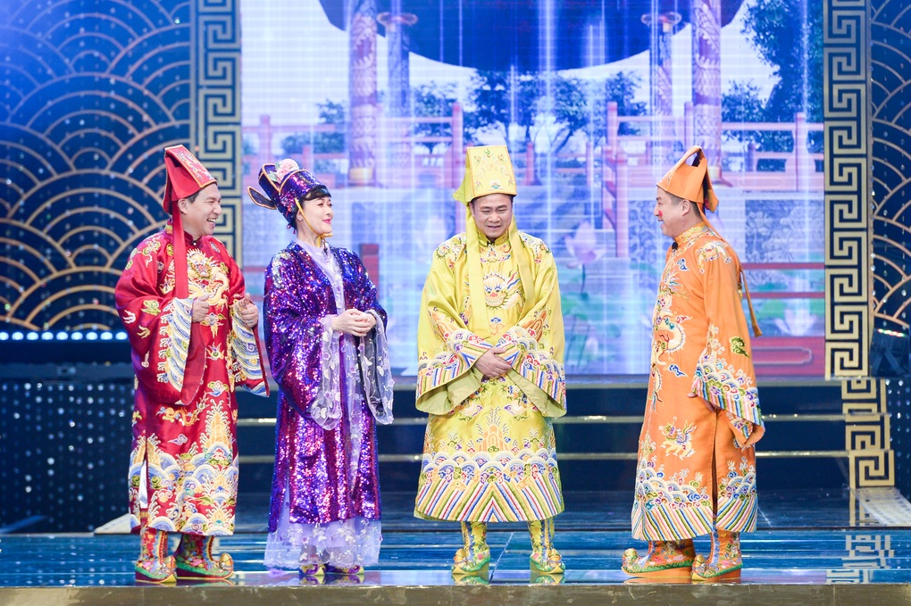 Cô đẩu Công Lý trở lại Táo quân với tạo hình đằm thắm, kiêu sa - 4 Cô đẩu Công Lý trở lại Táo quân với tạo hình đằm thắm, kiêu sa - 4