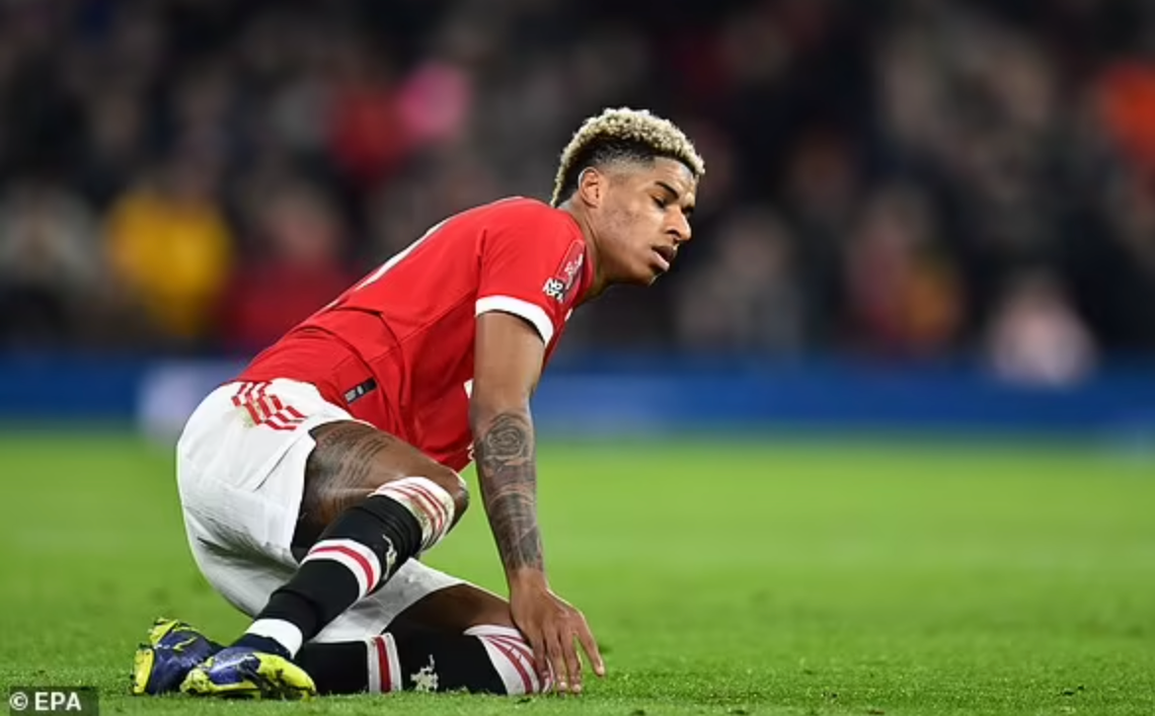 Vì sao C.Ronaldo liên tiếp vắng mặt ở đội hình Man Utd? - 2 Vì sao C.Ronaldo liên tiếp vắng mặt ở đội hình Man Utd? - 2