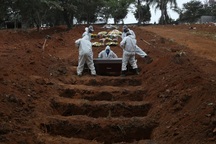 Thế giới có hơn 400.000 người chết vì Covid-19, Brazil xóa sạch số liệu