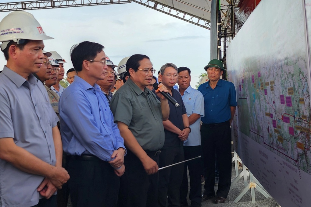 Thủ tướng thị sát, thúc tiến độ cao tốc Khánh Hòa - Buôn Ma Thuột - 3 Thủ tướng thị sát, thúc tiến độ cao tốc Khánh Hòa - Buôn Ma Thuột - 3