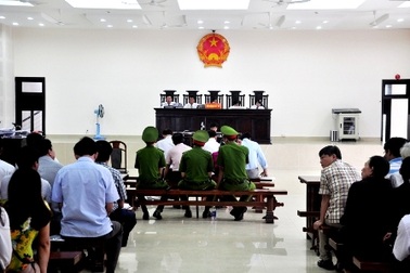 "Không có trường hợp cho hưởng án treo đối với tội tham nhũng"