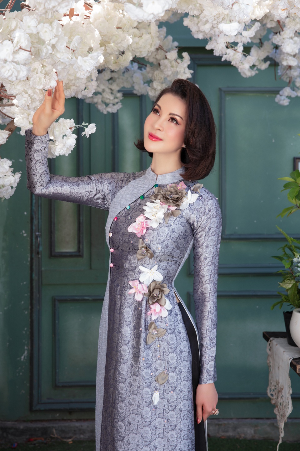 MC Thanh Mai rưng rưng nhớ Tết nghèo, đi qua quán ăn chỉ dám hít hà - 5 MC Thanh Mai rưng rưng nhớ Tết nghèo, đi qua quán ăn chỉ dám hít hà - 5