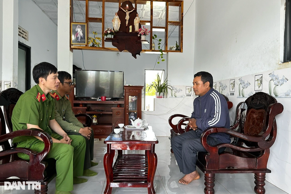 Buôn làng quyết tâm vực dậy sau những lầm lỗi - 7