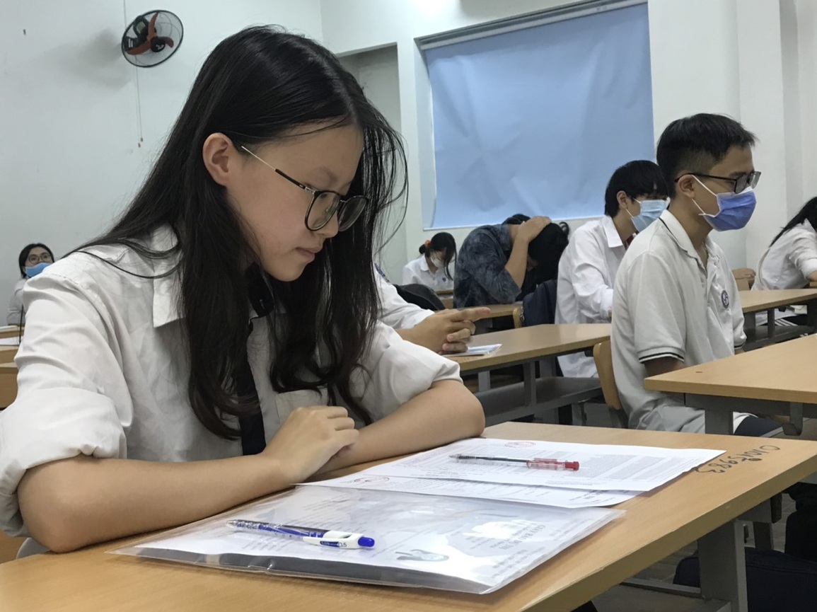 Đề xuất bỏ quy định mang máy ghi âm ghi hình vào phòng thi tốt nghiệp THPT - 1 Đề xuất bỏ quy định mang máy ghi âm ghi hình vào phòng thi tốt nghiệp THPT - 1
