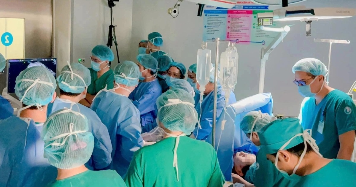 Thách thức mới để bảo vệ sản phụ Singapore sang Việt Nam cứu con trong bụng