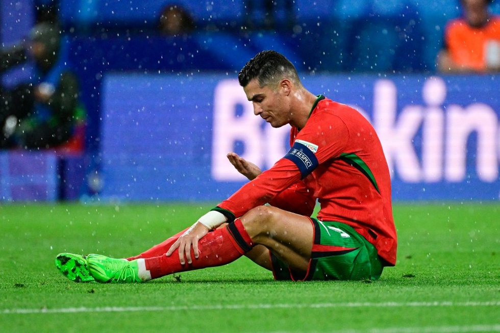Ronaldo gây thất vọng ở tuyển Bồ Đào Nha: Khoảnh khắc của sự thật - 3 Ronaldo gây thất vọng ở tuyển Bồ Đào Nha: Khoảnh khắc của sự thật - 3