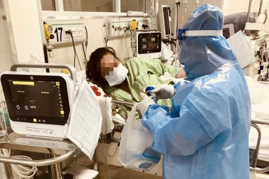 F0 tại TPHCM nguy kịch vì uống thuốc quên bóc vỏ