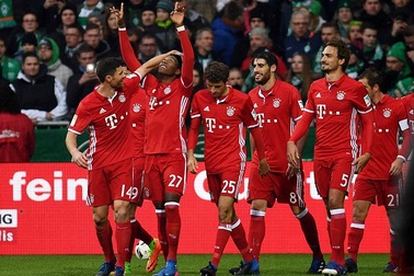 Thắng nhọc Bremen, Bayern Munich giữ chặt ngôi đầu Bundesliga