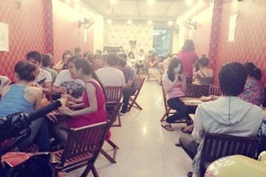 Ăn vặt món “ngoại” lên ngôi