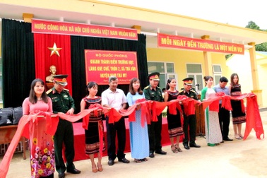 Khánh thành điểm trường học vùng sạt lở Khe Chữ