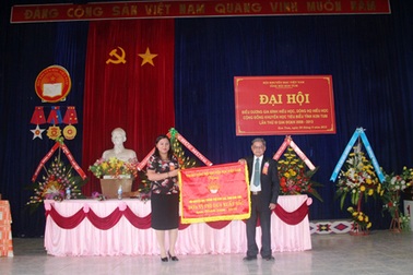 Kon Tum biểu dương gia đình, dòng họ hiếu học