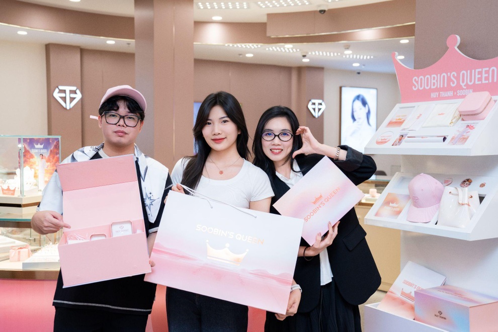 SOOBIN’S QUEEN: Sự sáng tạo và tinh tế đến từ Huy Thanh Jewelry - 7 SOOBIN’S QUEEN: Sự sáng tạo và tinh tế đến từ Huy Thanh Jewelry - 7