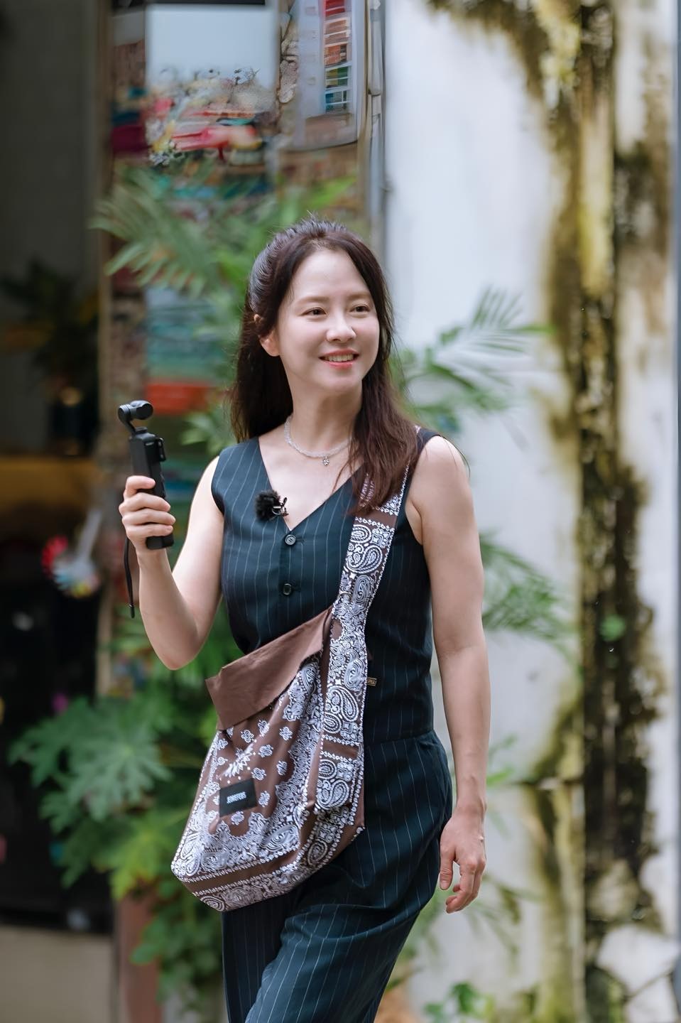Chị đẹp Song Ji Hyo xuất hiện rạng rỡ tại Việt Nam đúng dịp đại lễ - 2