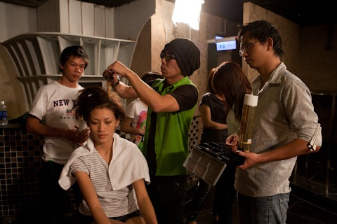 Vietnam’s Next Top Model: Đột nhập hậu trường buổi trình diễn