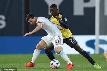 Man Utd công bố tân binh đầu tiên ở "chợ Đông" 2021