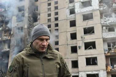 Thị trưởng Kiev nói ông Zelensky "thay tướng giữa dòng" là sai lầm lớn