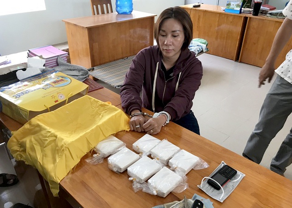 Từ vụ giao dịch 3,5 bánh heroin, phá đường dây ma túy quy mô lớn - 1 Từ vụ giao dịch 3,5 bánh heroin, phá đường dây ma túy quy mô lớn - 1