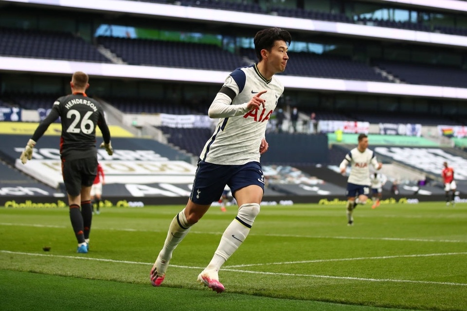 Tottenham 1-3 Man Utd: Màn lội ngược dòng phục hận tuyệt vời - 12 Tottenham 1-3 Man Utd: Màn lội ngược dòng phục hận tuyệt vời - 12