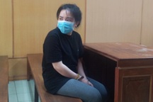 Hứa gỡ "bùa yêu" cho chị họ rồi chiếm đoạt hàng chục tỷ đồng