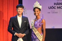 Hoa hậu Trái đất 2021 truyền cảm hứng về sự tự tin tới sinh viên Hà Nội