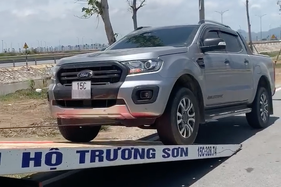 Triệu hồi 2.470 xe Ford Ranger, Everest tại Việt Nam để cập nhật phần mềm - 2 Triệu hồi 2.470 xe Ford Ranger, Everest tại Việt Nam để cập nhật phần mềm - 2