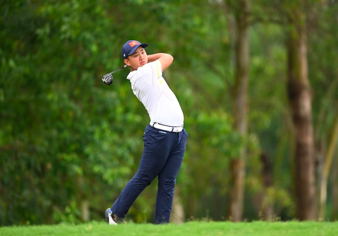 Đội tuyển golf Việt Nam không thể tạo nên bất ngờ tại SEA Games 31 - 1 Đội tuyển golf Việt Nam không thể tạo nên bất ngờ tại SEA Games 31 - 1