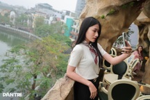 Hà Nội: Quán cà phê trong hang động độc đáo, khách xếp hàng dài trải nghiệm