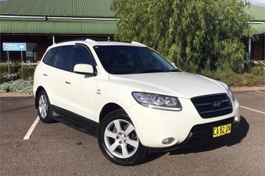 Hyundai SantaFe, Elantra, i30 bị triệu hồi vì nguy cơ cháy