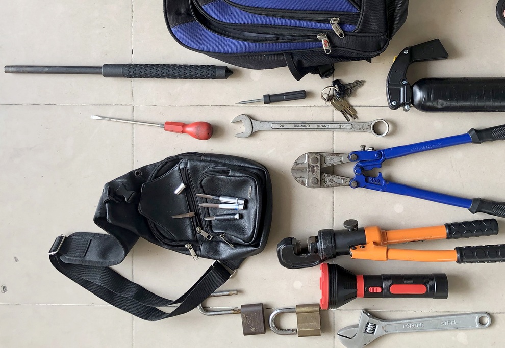 Thanh niên có biệt danh Năm Cam cầm đầu băng trộm chuyên cắt cửa nhà trọ - 2 Thanh niên có biệt danh Năm Cam cầm đầu băng trộm chuyên cắt cửa nhà trọ - 2