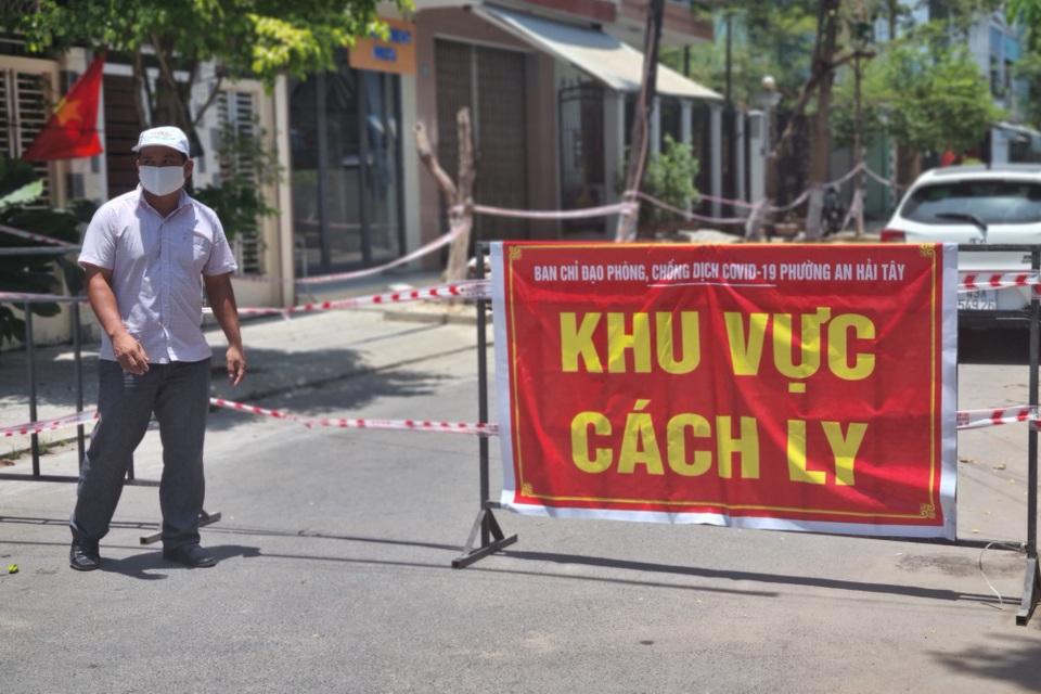 Nữ sinh ở Đà Nẵng dương tính SARS-CoV-2 sau 4 lần xét nghiệm - 1 Nữ sinh ở Đà Nẵng dương tính SARS-CoV-2 sau 4 lần xét nghiệm - 1