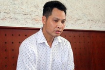 Khởi tố cựu giáo viên làm học sinh lớp 8 mang thai