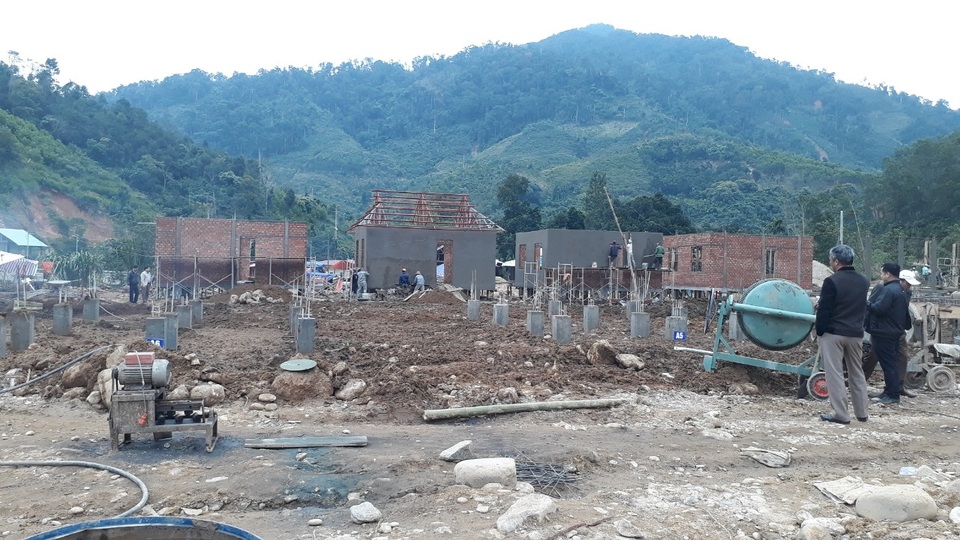 THACO tặng hơn 17 tỷ đồng chăm lo Tết cho người nghèo - 4 THACO tặng hơn 17 tỷ đồng chăm lo Tết cho người nghèo - 4