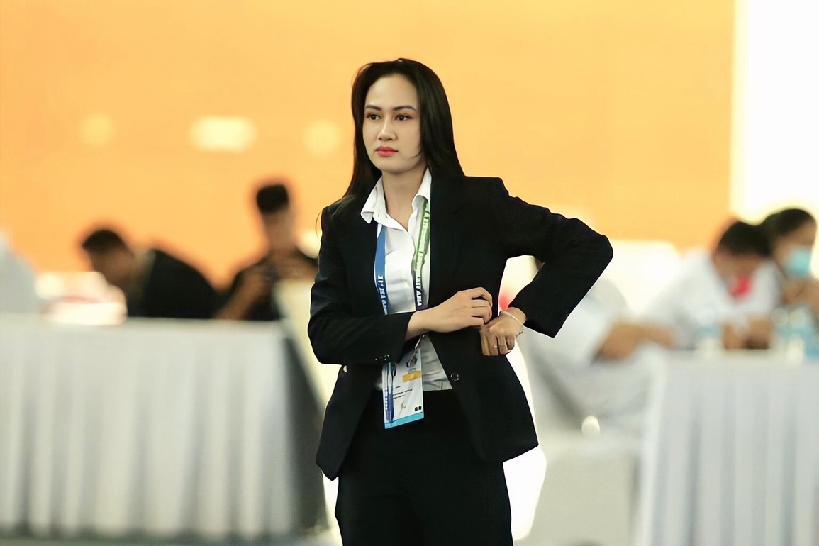 Hot girl đấu kiếm từng đoạt HCB SEA Games gây sốt khi trở thành trọng tài - 1 Hot girl đấu kiếm từng đoạt HCB SEA Games gây sốt khi trở thành trọng tài - 1