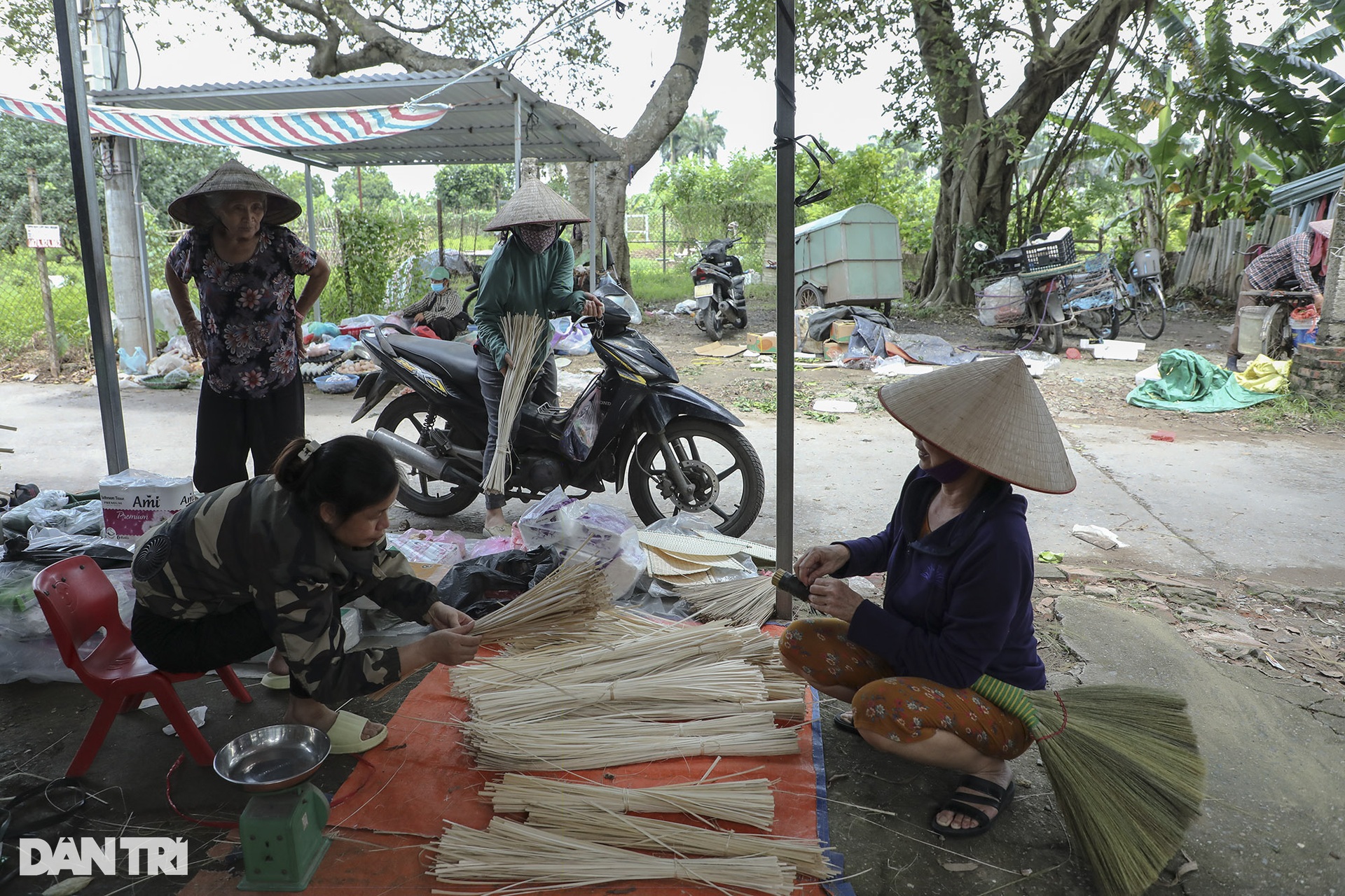 Chợ phiên Yên đậm hồn quê ngay giữa lòng Hà Nội - 1 Chợ phiên Yên đậm hồn quê ngay giữa lòng Hà Nội - 1