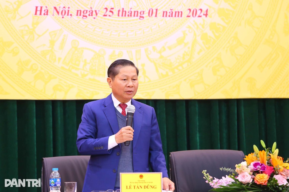 Phấn đấu hoàn thành các nhiệm vụ lao động, người có công và xã hội - 5 Phấn đấu hoàn thành các nhiệm vụ lao động, người có công và xã hội - 5