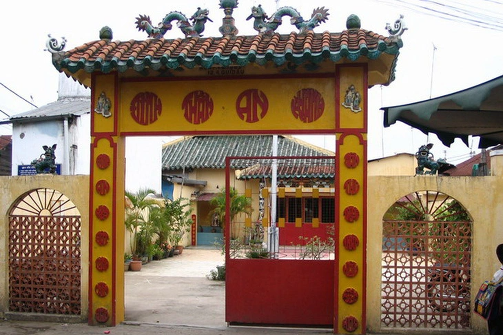 Phục dựng ngôi đình từng là biểu tượng của vùng đất Thủ Thiêm - 12 Phục dựng ngôi đình từng là biểu tượng của vùng đất Thủ Thiêm - 12