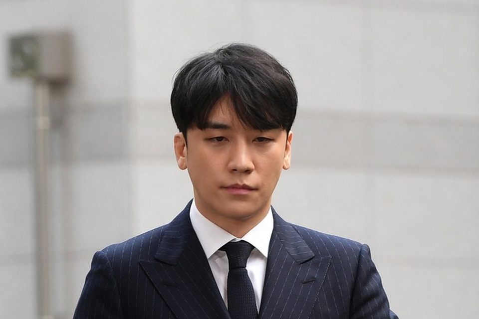 Seungri của Big Bang bị điều tra thêm tội danh quan hệ với xã hội đen - 1 Seungri của Big Bang bị điều tra thêm tội danh quan hệ với xã hội đen - 1