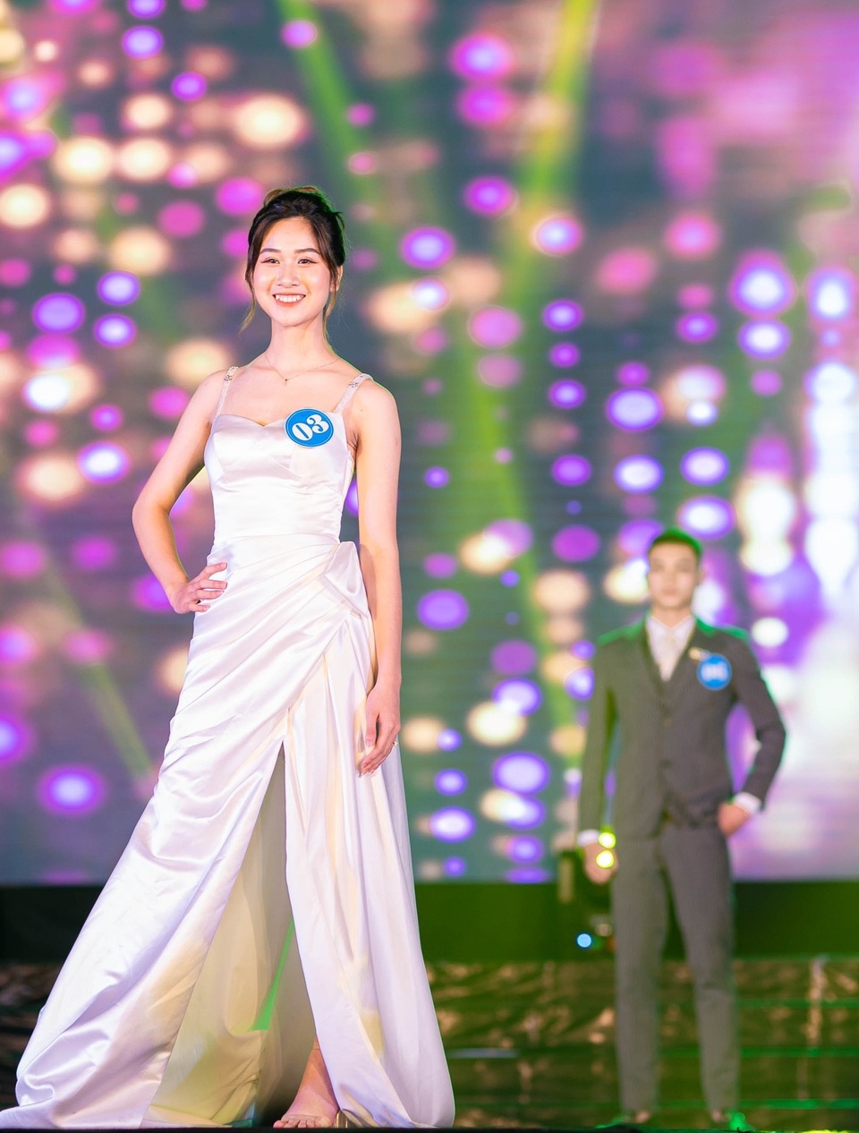 Gặp Á khôi răng khểnh có nụ cười tỏa nắng của trường nghề Lào Cai - 1 Gặp Á khôi răng khểnh có nụ cười tỏa nắng của trường nghề Lào Cai - 1