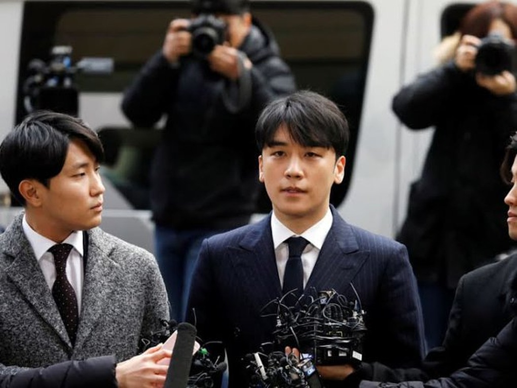 Dư luận bức xúc khi Seungri (Big Bang) sắp mãn hạn tù - 1 Dư luận bức xúc khi Seungri (Big Bang) sắp mãn hạn tù - 1