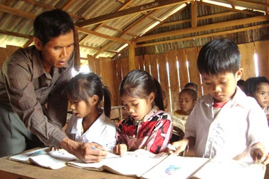 Các nhà giáo nghỉ hưu cần sự công bằng trong đối xử