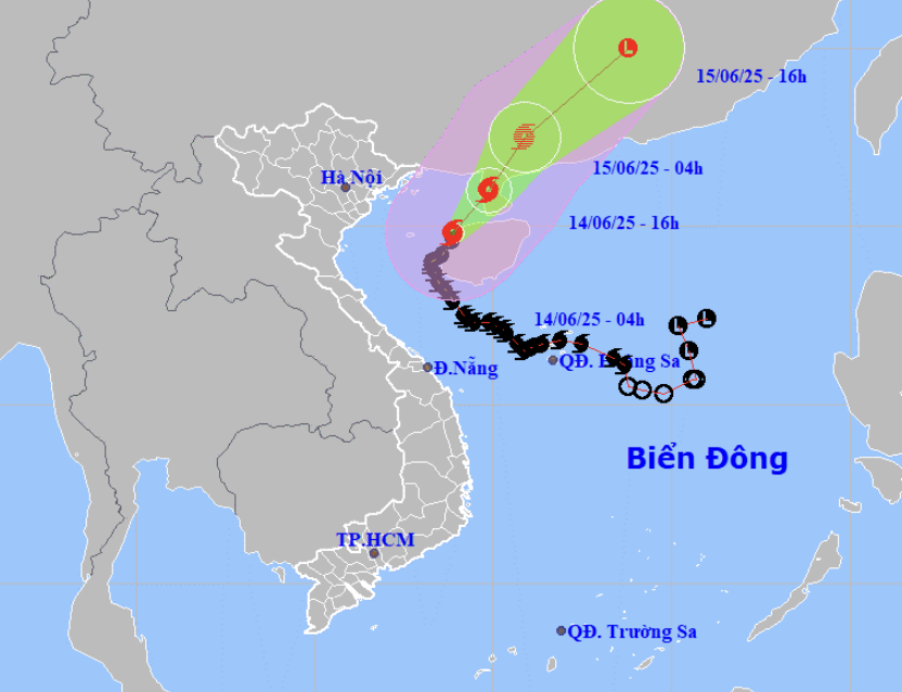 Bão Wutip suy yếu - 1