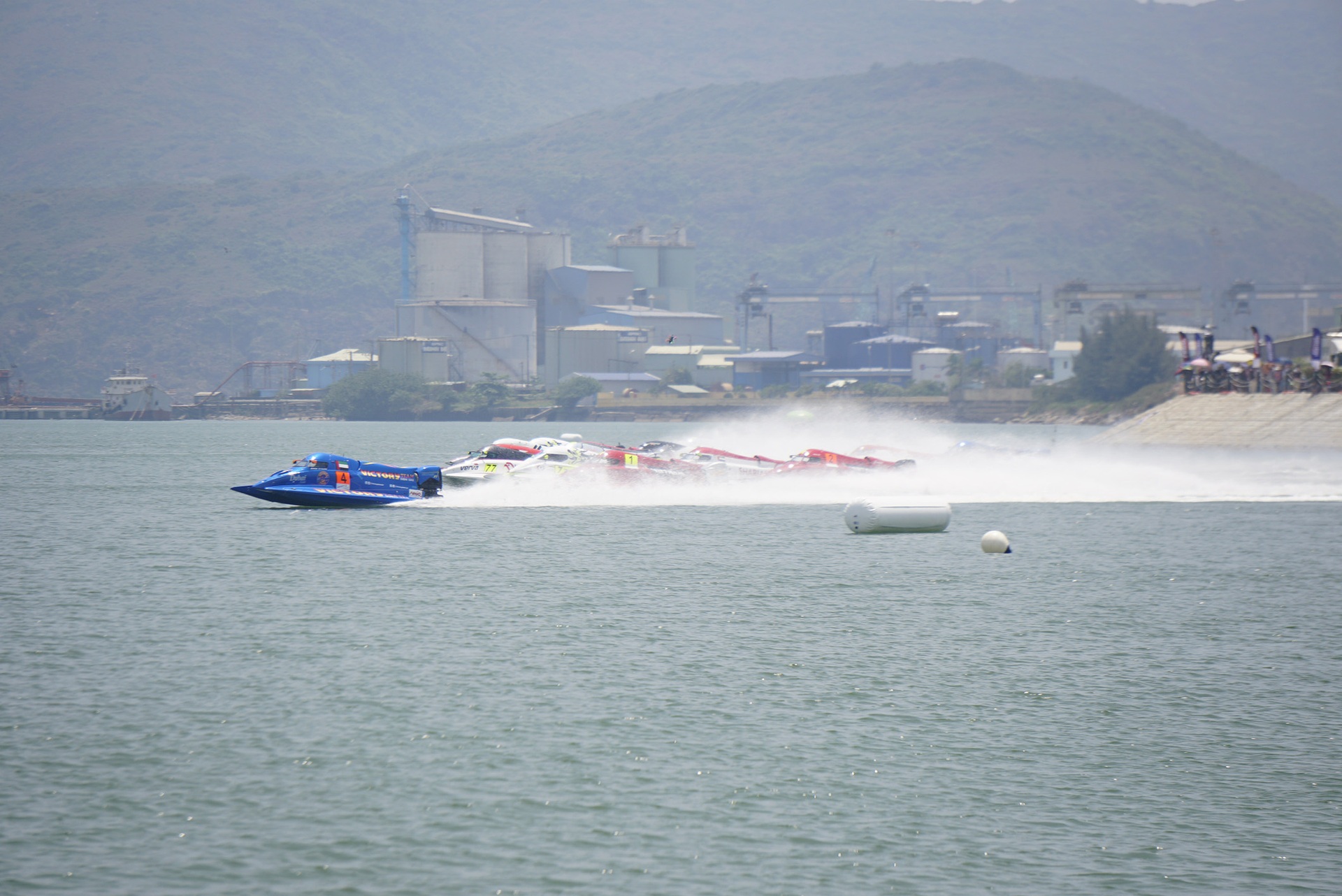 Tay đua Bình Định dừng cuộc chơi sớm ở vòng chung kết giải thuyền máy nhà nghề - 7