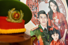 Chuyện xúc động sau bức ảnh đoàn viên của gia đình liệt sỹ ở Hà Nội