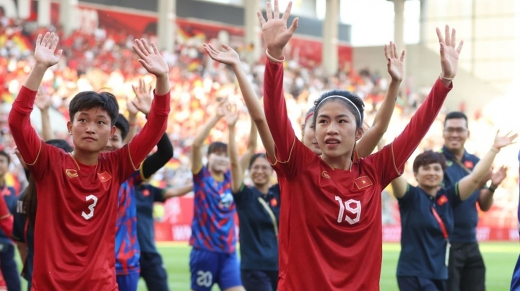 CĐV Đông Nam Á phấn khích, muốn Thanh Nhã sang châu Âu thi đấu - 2 CĐV Đông Nam Á phấn khích, muốn Thanh Nhã sang châu Âu thi đấu - 2